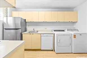 1676 Ala Moana Blvd, Honolulu, HI 96815 - Photo 15