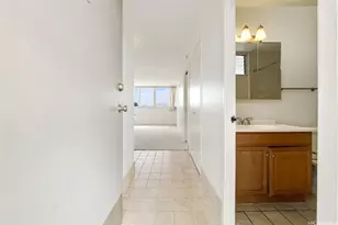 1025 Kalo Pl, Honolulu, HI 96826 - Photo 11