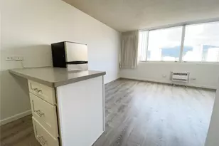 1560 Kanunu St, Honolulu, HI 96814 - Photo 9