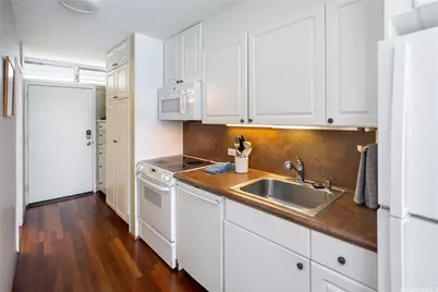 2877 Kalakaua Avenue #1106, Honolulu, HI 96815 - Photo 7