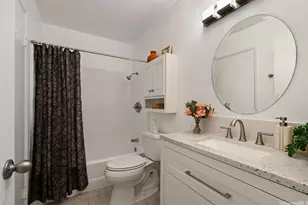 1058 Awawamalu St, Honolulu, HI 96825 - Photo 13