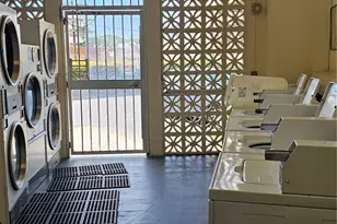 750 Amana St, Honolulu, HI 96814 - Photo 9