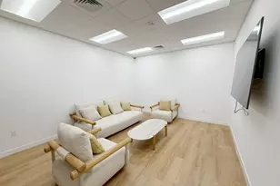 1515 Liona St, Honolulu, HI 96814 - Photo 13