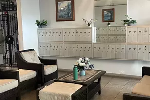 1650 Kanunu St, Honolulu, HI 96814 - Photo 3