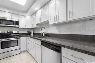 1888 Kalakaua Ave, Honolulu, HI 96815 - Photo 9