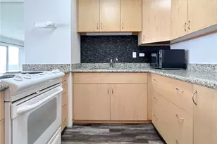 731 Amana St, Honolulu, HI 96814 - Photo 5