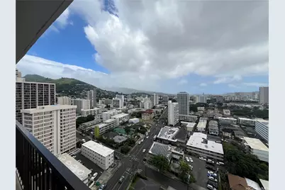 1201 Wilder Avenue #2102, Honolulu, HI 96822 - Photo 9