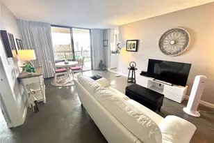 1201 Wilder Ave, Honolulu, HI 96822 - Photo 1