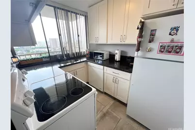 1201 Wilder Avenue #2102, Honolulu, HI 96822 - Photo 5
