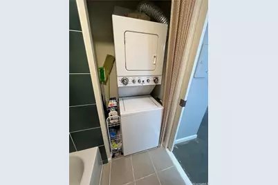 1201 Wilder Avenue #2102, Honolulu, HI 96822 - Photo 13