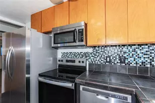 3331 Hayden St, Honolulu, HI 96815 - Photo 3