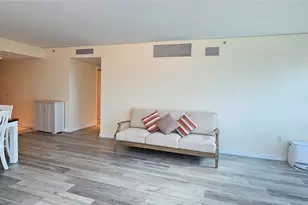 1177 Queen St, Honolulu, HI 96814 - Photo 3