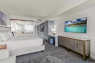 383 Kalaimoku St, Honolulu, HI 96815 - Photo 11