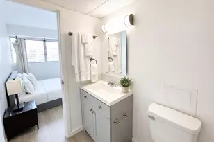 1909 Ala Wai Blvd, Honolulu, HI 96815 - Photo 11