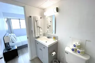 1909 Ala Wai Blvd, Honolulu, HI 96815 - Photo 11