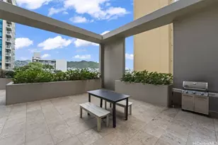 1199 Bishop St, Honolulu, HI 96813 - Photo 21