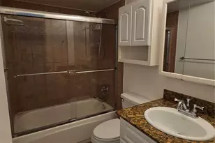 2465 Ala Wai Blvd, Honolulu, HI 96815 - Photo 13