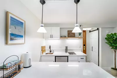 2425 Kuhio Avenue #309, Honolulu, HI 96815 - Photo 1