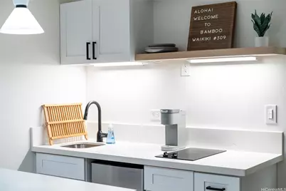 2425 Kuhio Avenue #309, Honolulu, HI 96815 - Photo 9
