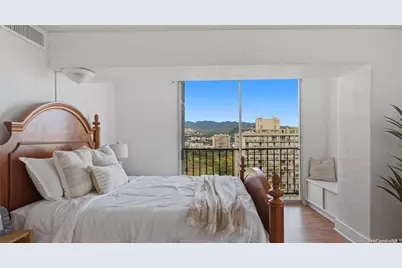 2440 Kuhio Avenue #2001, Honolulu, HI 96815 - Photo 13