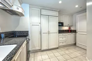 1888 Kalakaua Ave, Honolulu, HI 96815 - Photo 7