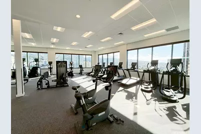 1500 Rycroft Street #4200R, Honolulu, HI 96814 - Photo 23