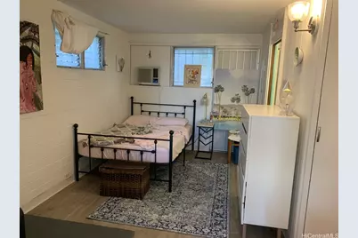 1526 Thurston Avenue #1, Honolulu, HI 96822 - Photo 3