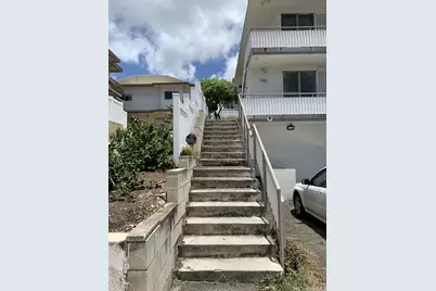 1526 Thurston Avenue #1, Honolulu, HI 96822 - Photo 7