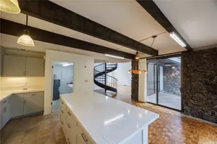 3051 La Pietra Cir, Honolulu, HI 96815 - Photo 5