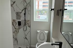 2711 Waiaka Rd, Honolulu, HI 96826 - Photo 13