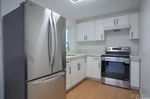 829 Waiaka Pl, Honolulu, HI 96826 - Photo 5