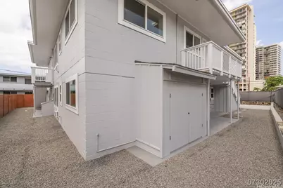 829 Waiaka Place, Honolulu, HI 96826 - Photo 15