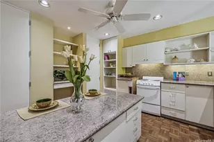 2929 Poni Moi Rd, Honolulu, HI 96815 - Photo 13