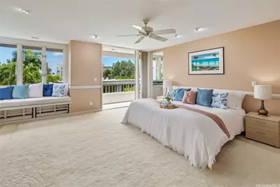 2929 Poni Moi Road #4, Honolulu, HI 96815 - Photo 1