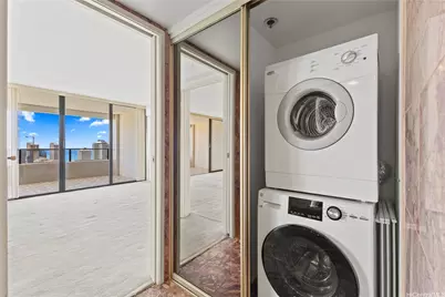 581 Kamoku Street #PH4, Honolulu, HI 96826 - Photo 13