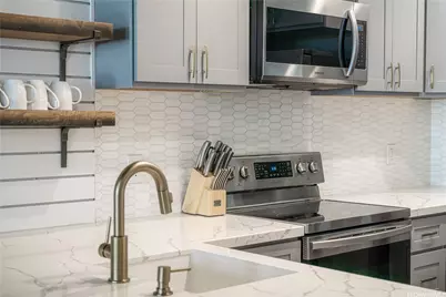 3741 Lower Honoapiilani Road #303, Lahaina, HI 96761 - Photo 9