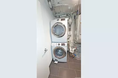 1001 Queen Street #2303, Honolulu, HI 96814 - Photo 13