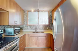 1717 Ala Wai Blvd, Honolulu, HI 96815 - Photo 5