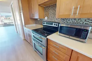 1717 Ala Wai Blvd, Honolulu, HI 96815 - Photo 3