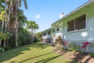 19 Hinalo Pl, Honolulu, HI 96817 - Photo 21