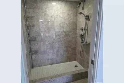 2101 Nuuanu Avenue #I2401, Honolulu, HI 96817 - Photo 11