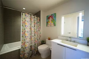 1001 Queen St, Honolulu, HI 96814 - Photo 9