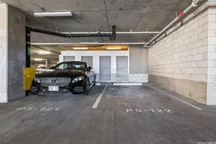 1001 Queen St, Honolulu, HI 96814 - Photo 9