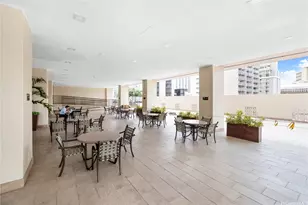 2240 Kuhio Ave, Honolulu, HI 96815 - Photo 23