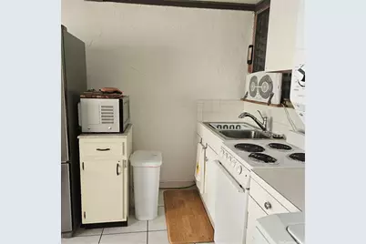 1927 Mott Smith Drive, Honolulu, HI 96822 - Photo 5