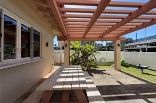 5180 Likini St, Honolulu, HI 96818 - Photo 11