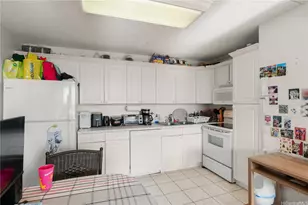 2240 Kuhio Ave, Honolulu, HI 96815 - Photo 7