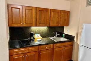 1088 Bishop St, Honolulu, HI 96816 - Photo 7