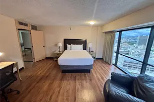 1088 Bishop St, Honolulu, HI 96816 - Photo 3