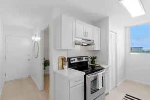 633 Nalanui St, Honolulu, HI 96817 - Photo 3